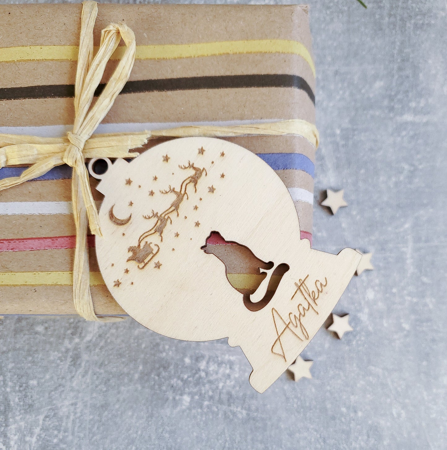 Personalised Christmas tree cat ornament | Engraved Christmas cat bauble | wooden name Christmas ornament | pet name | cat Christmas