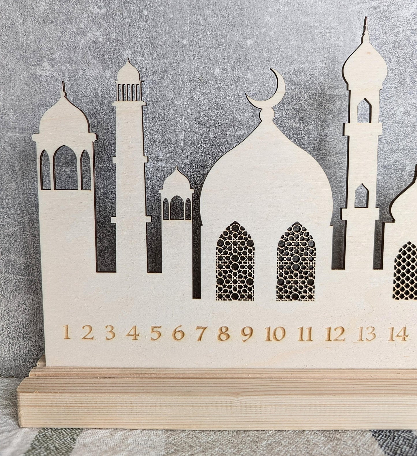 Wooden Ramadan Calendar: Eid Countdown Table Decoration