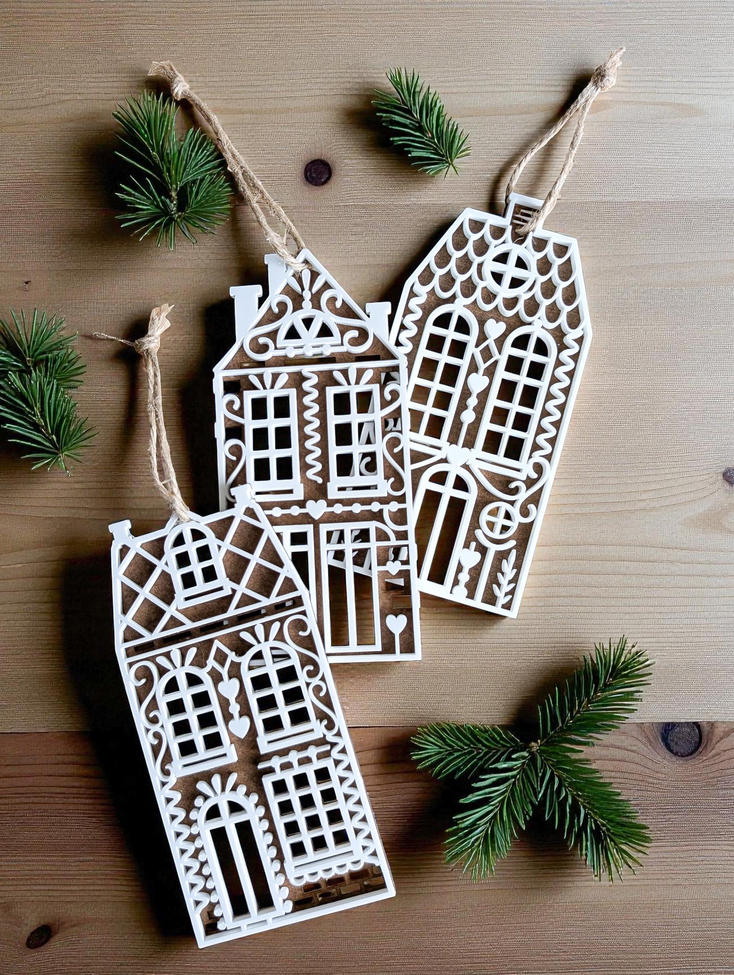 Set of 3 gingerbread houses | Christmas tree ornament | Christmas bauble | Recycled acrylic and cardboard