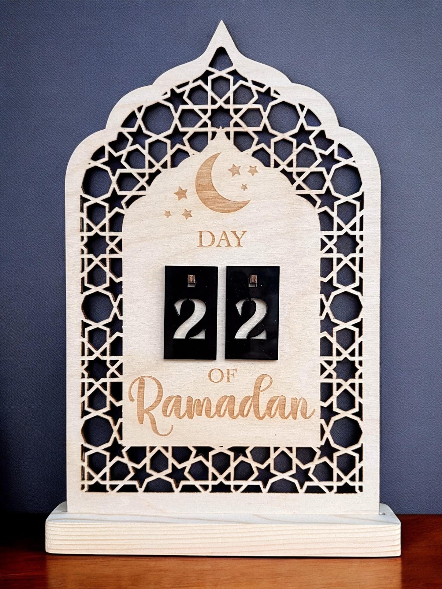 Wooden Ramadan Calendar: Eid Countdown Table Decoration