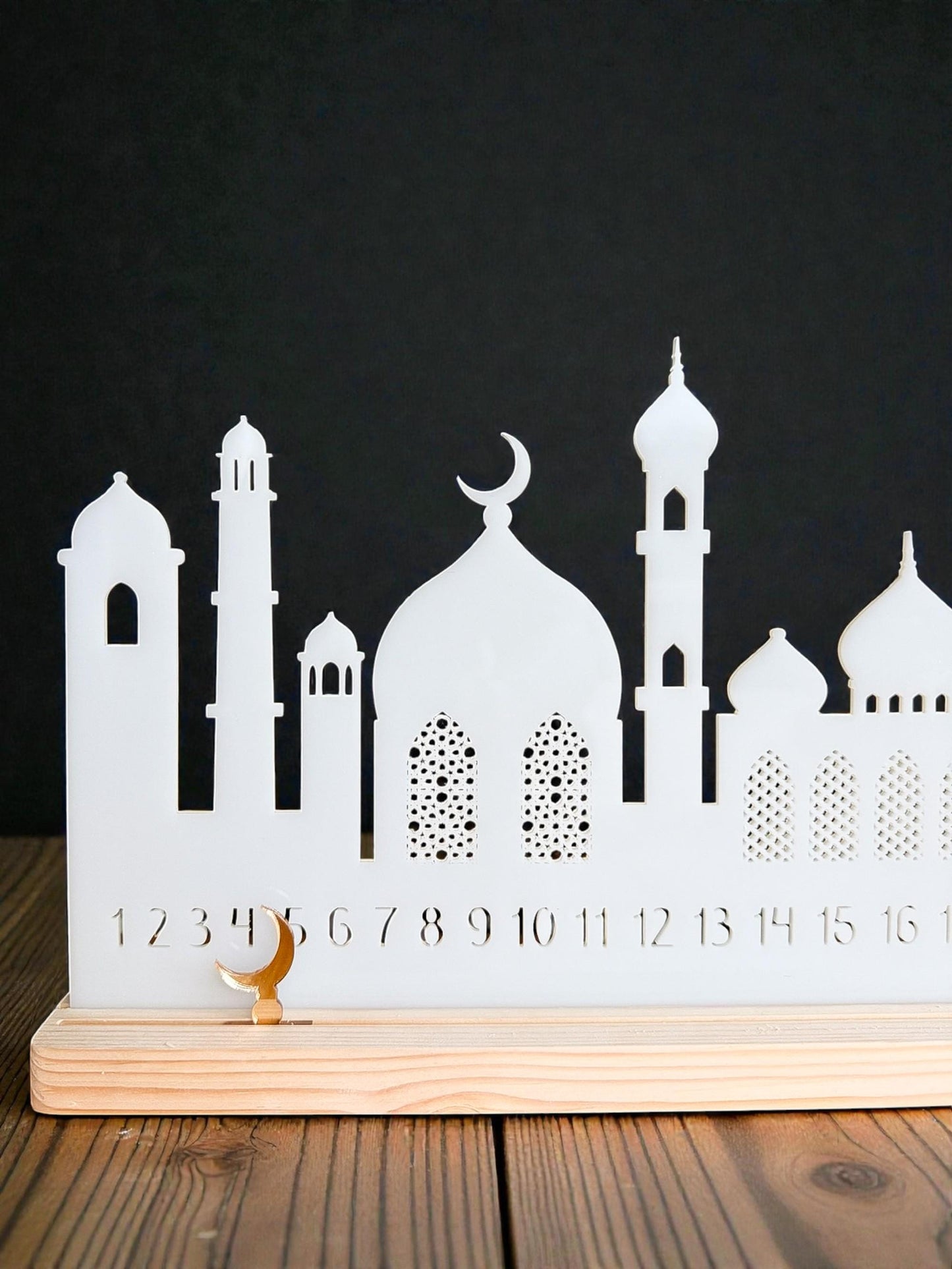Ramadan Calendar: Eid Countdown Table Decoration, Recycled Acrylic