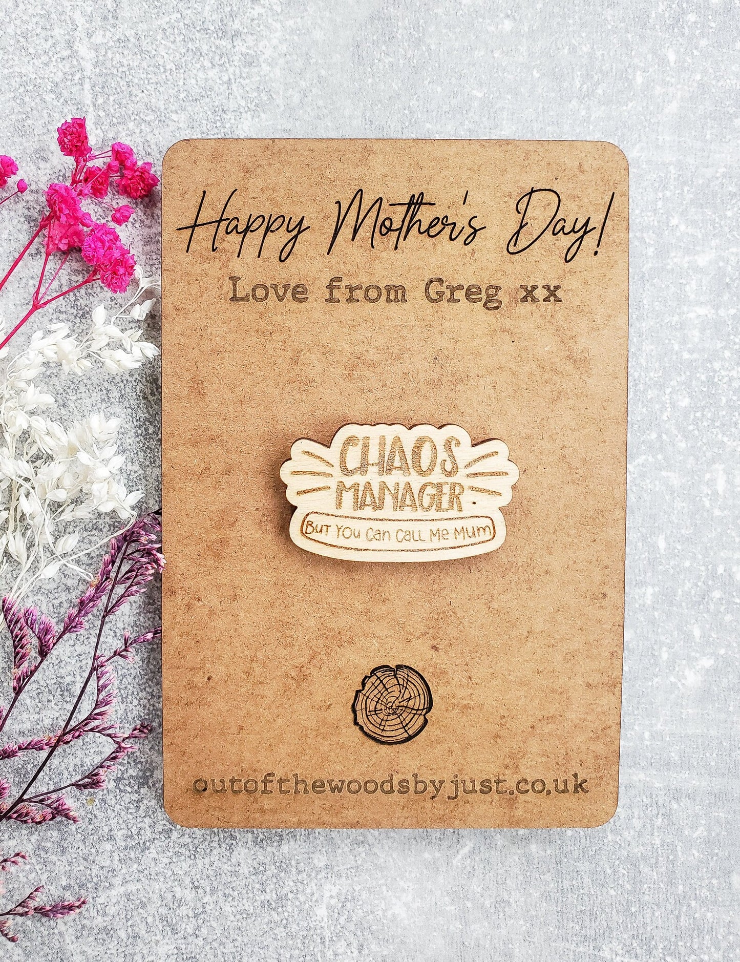 Wooden badge pin brooch with a personalised card | Mother's Day Card | Gift for Mum | Bespoke Eco Friendly present for mum