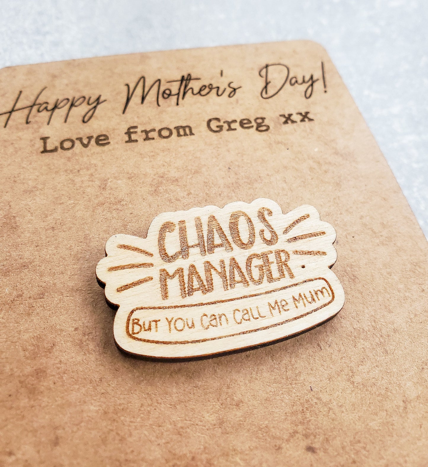 Wooden badge pin brooch with a personalised card | Mother's Day Card | Gift for Mum | Bespoke Eco Friendly present for mum